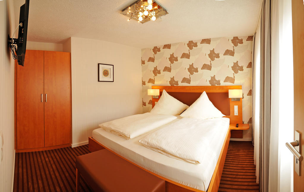 Hotel Nothwang Sindringen Rum bild