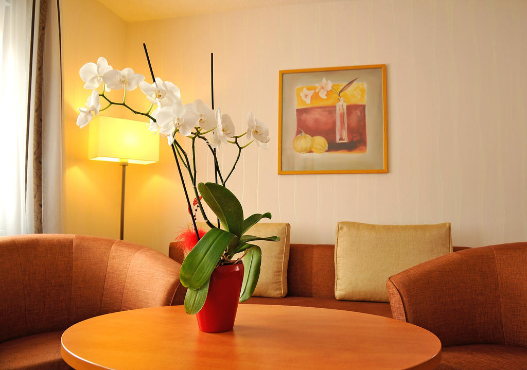 Hotel Nothwang Sindringen Rum bild